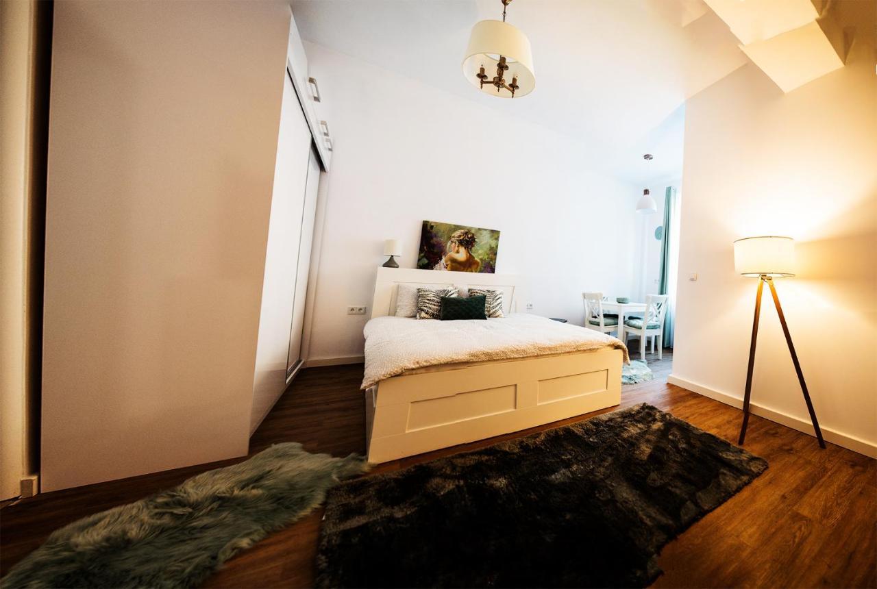 Blajaparthotel ภายนอก รูปภาพ